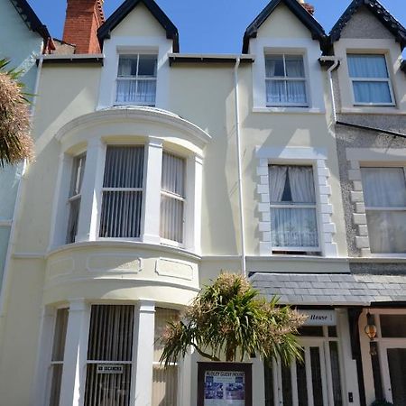 Audley Guest House Ландъндо Екстериор снимка