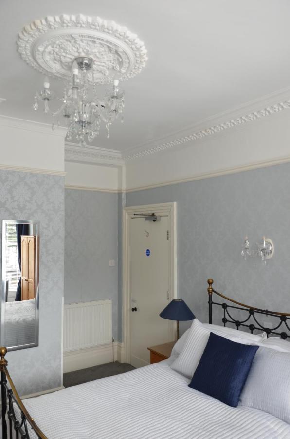 Audley Guest House Ландъндо Екстериор снимка