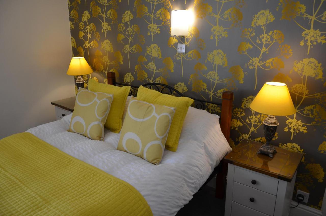 Audley Guest House Ландъндо Екстериор снимка