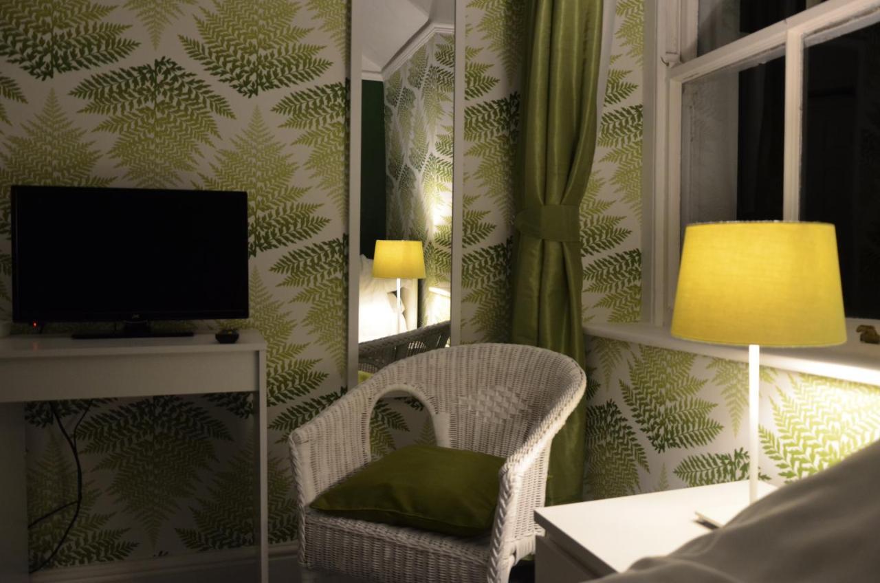 Audley Guest House Ландъндо Екстериор снимка